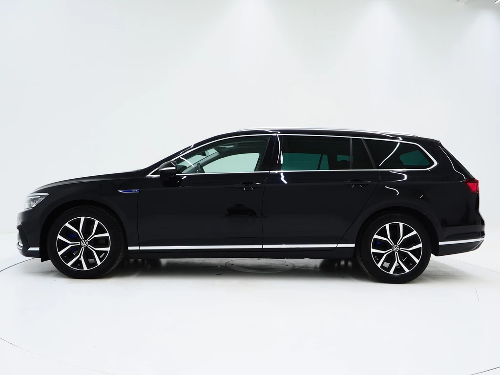 Volkswagen Passat – foto 2