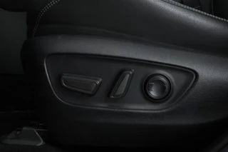 Toyota RAV4 – thumbnail 17