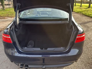 Jaguar XE – thumbnail 12