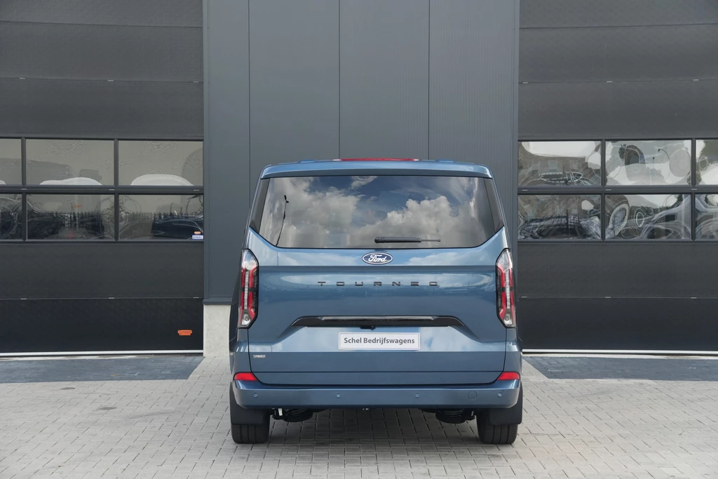 Ford Tourneo Custom – foto 4