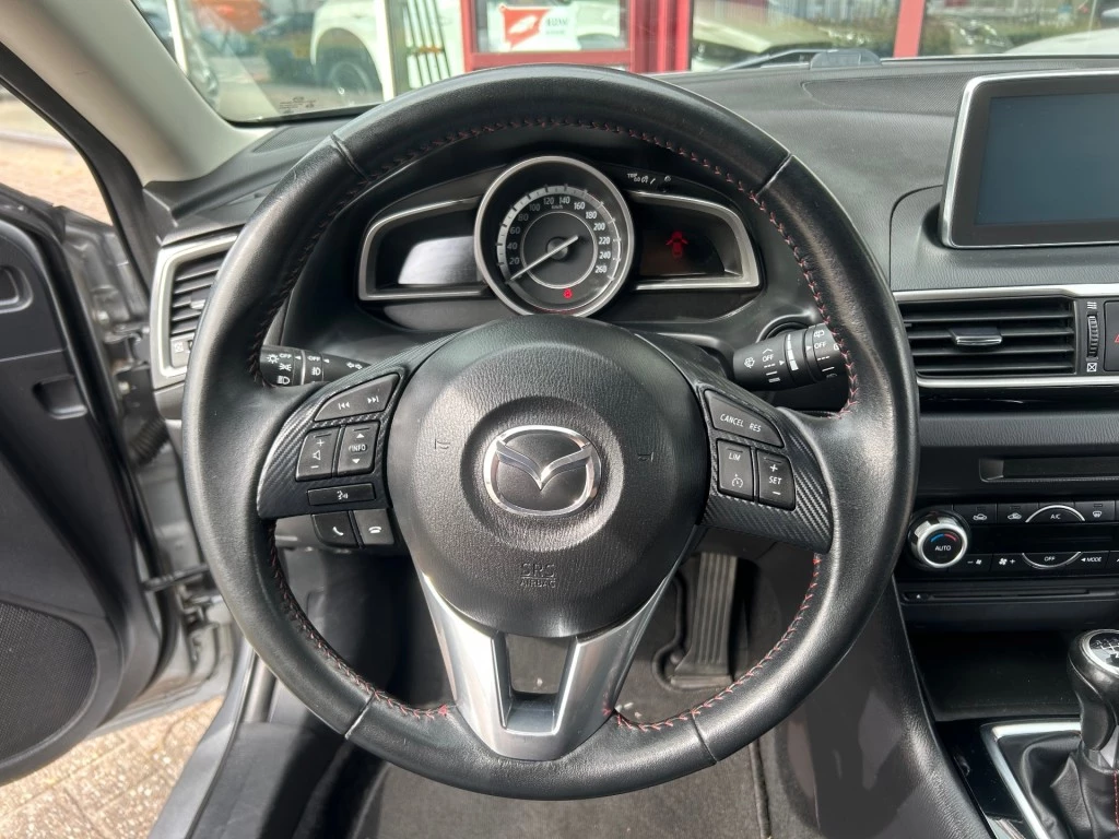 Mazda 3 – foto 11