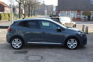 Renault Clio – thumbnail 4