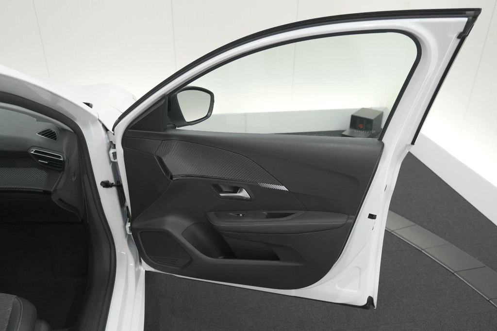 Peugeot e-208 – foto 67
