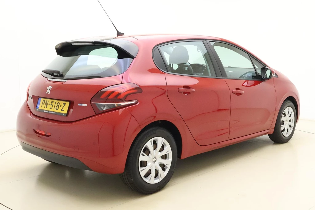 Peugeot 208 – foto 6