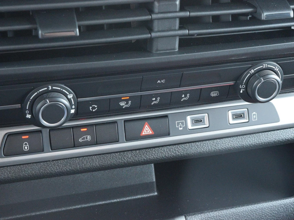 Opel Vivaro – foto 18