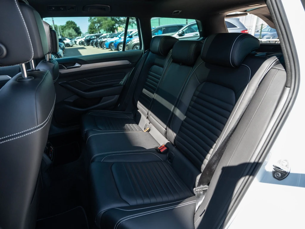 Volkswagen Passat – foto 22