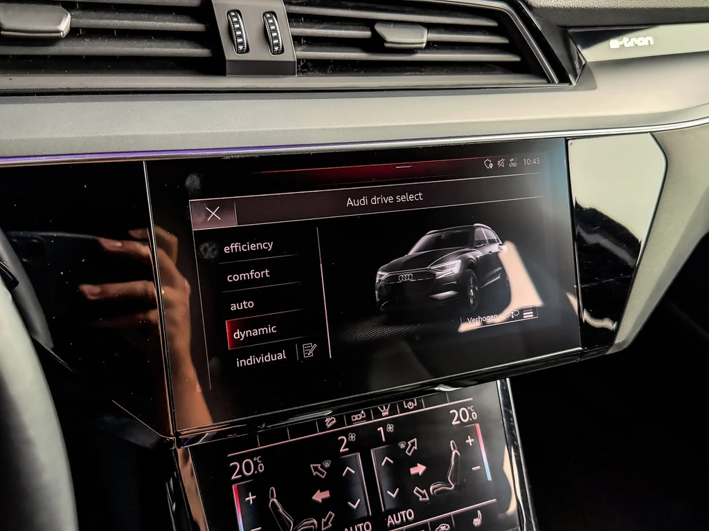 Audi e-tron – foto 23