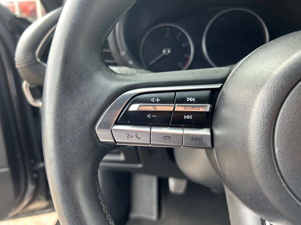 Mazda 3 – foto 13
