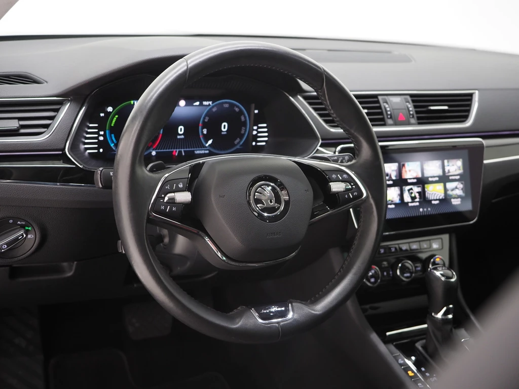 Škoda Superb – foto 18