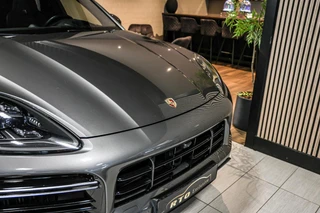 Porsche Cayenne – thumbnail 19