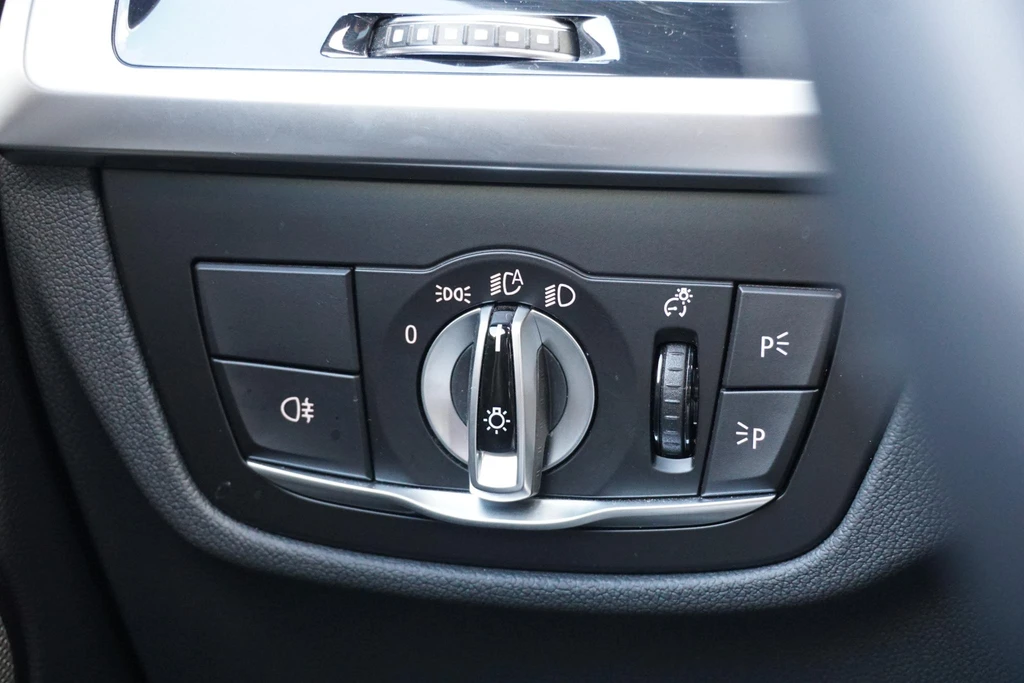 BMW iX3 – foto 25