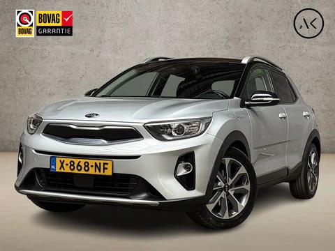 Kia Stonic 1.0 T-GDi Executive Sport Automaat 120Pk (APPLE CARPLAY, NAVIGATIE, LEDER, KEYLESS, STUUR/STOELVERWARMING, LM VELGEN, SPORTSTOELEN, CAMERA, TREKHAAK, NIEUWSTAAT)