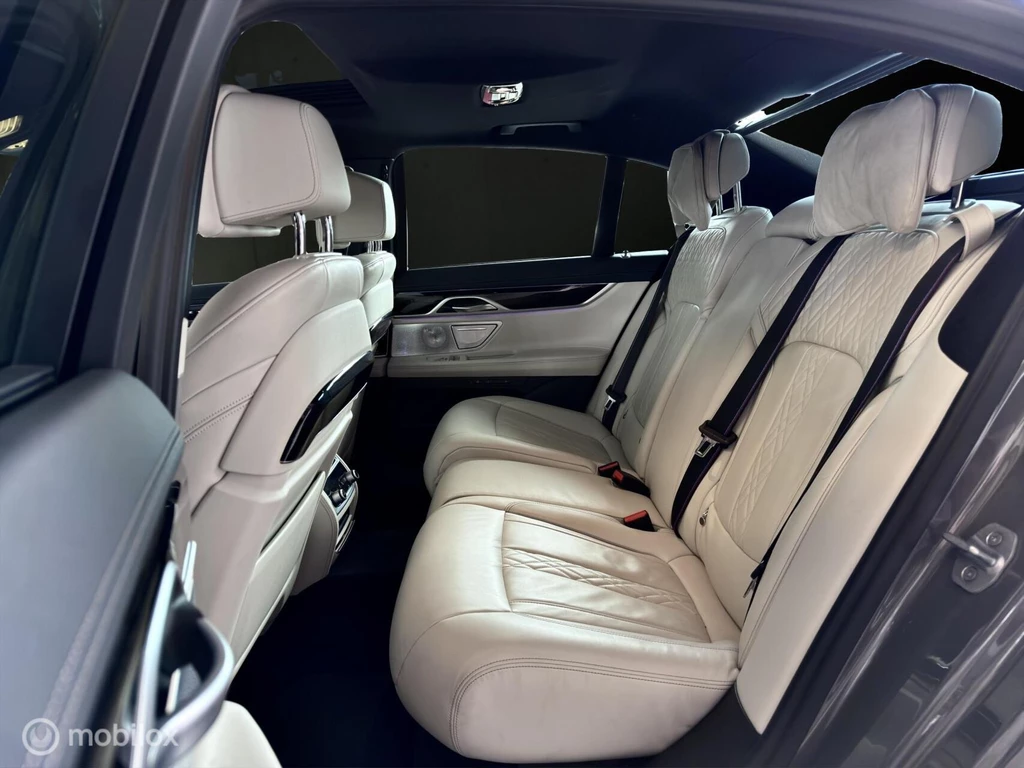 BMW 7 Serie – foto 14