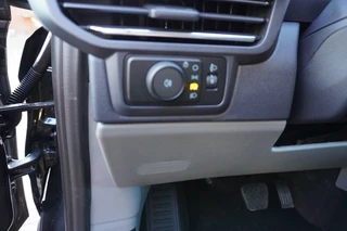 Ford Transit Custom – thumbnail 22