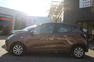 Hyundai i10 – thumbnail 2