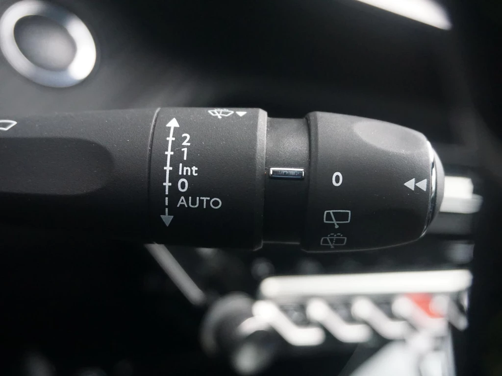Peugeot e-2008 – foto 22