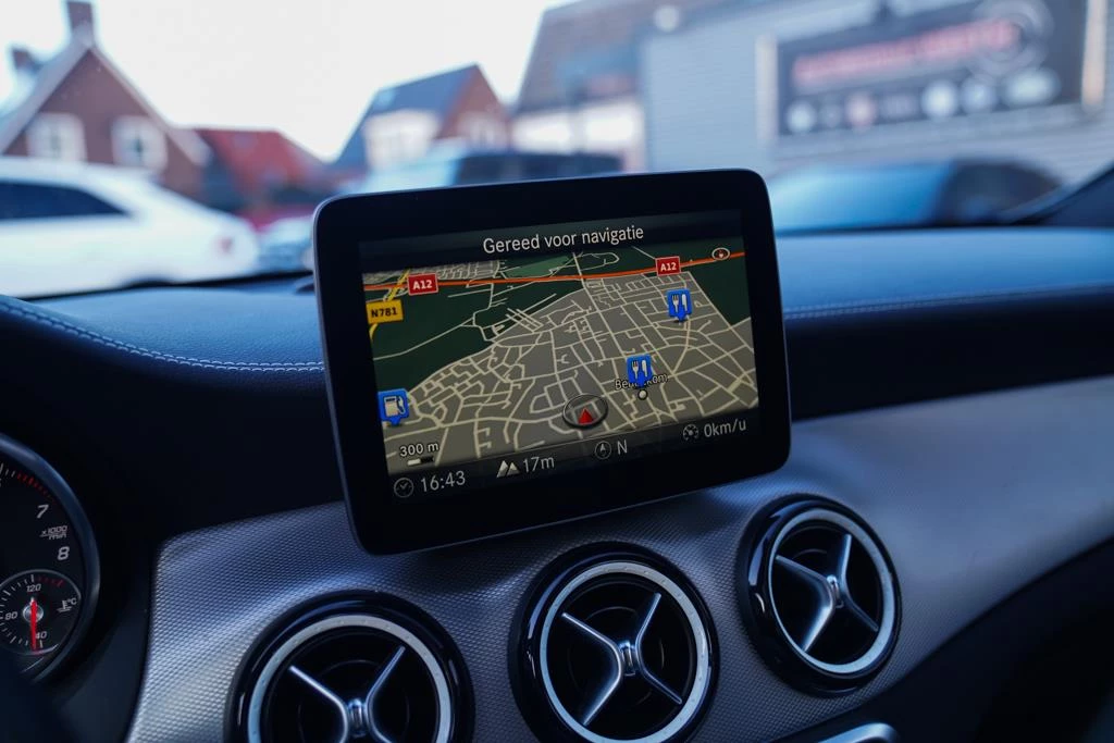 Mercedes-Benz GLA – foto 43