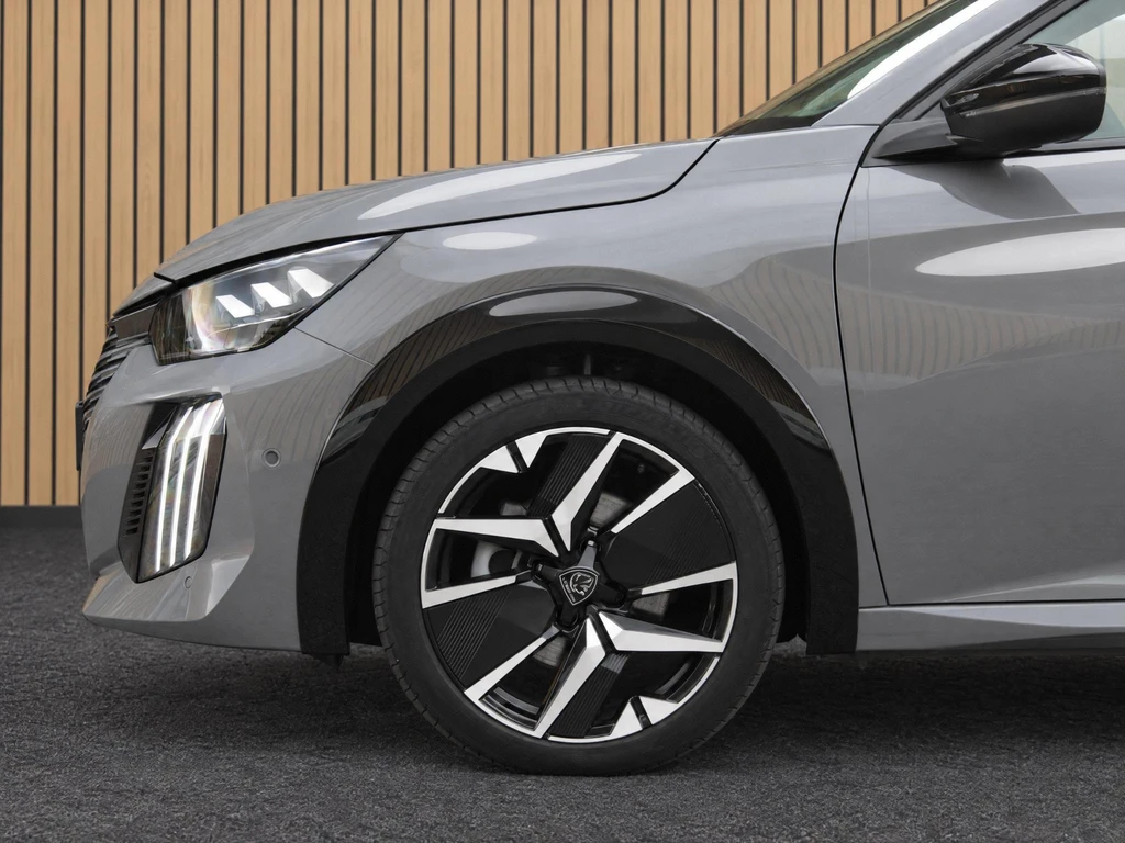 Peugeot 208 – foto 10