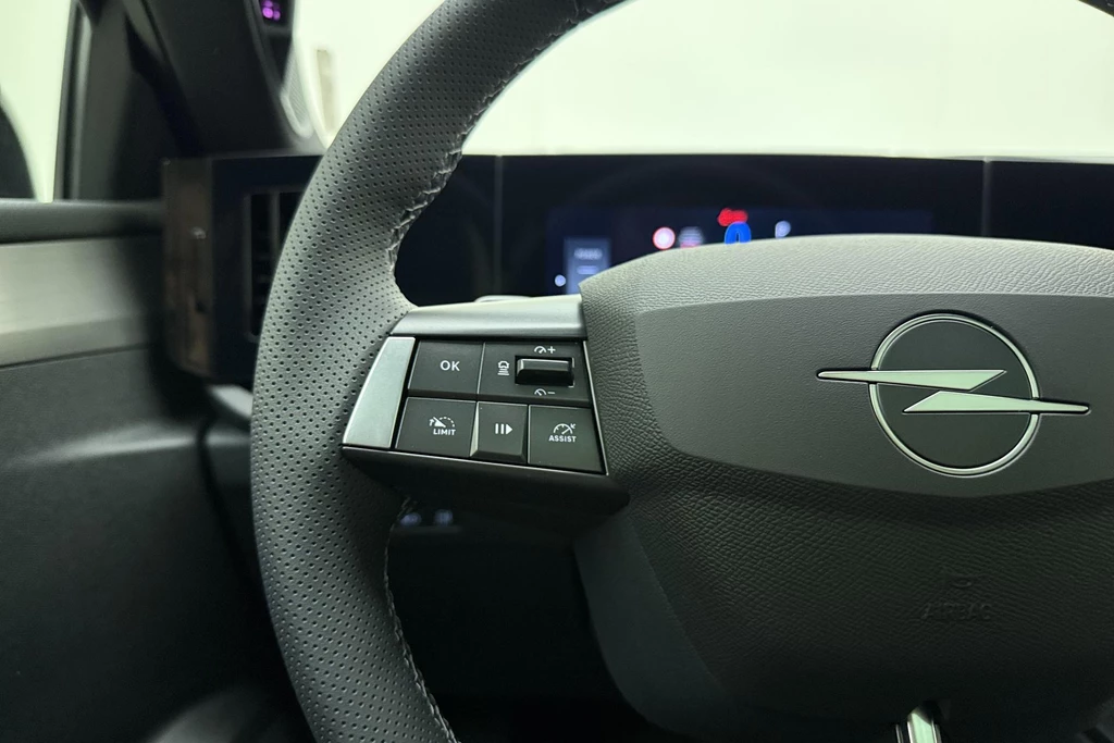 Opel Astra – foto 24