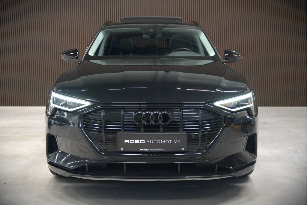 Audi e-tron – foto 16