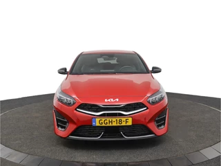 Kia ProCeed – thumbnail 12