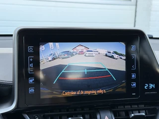 Toyota C-HR – thumbnail 23