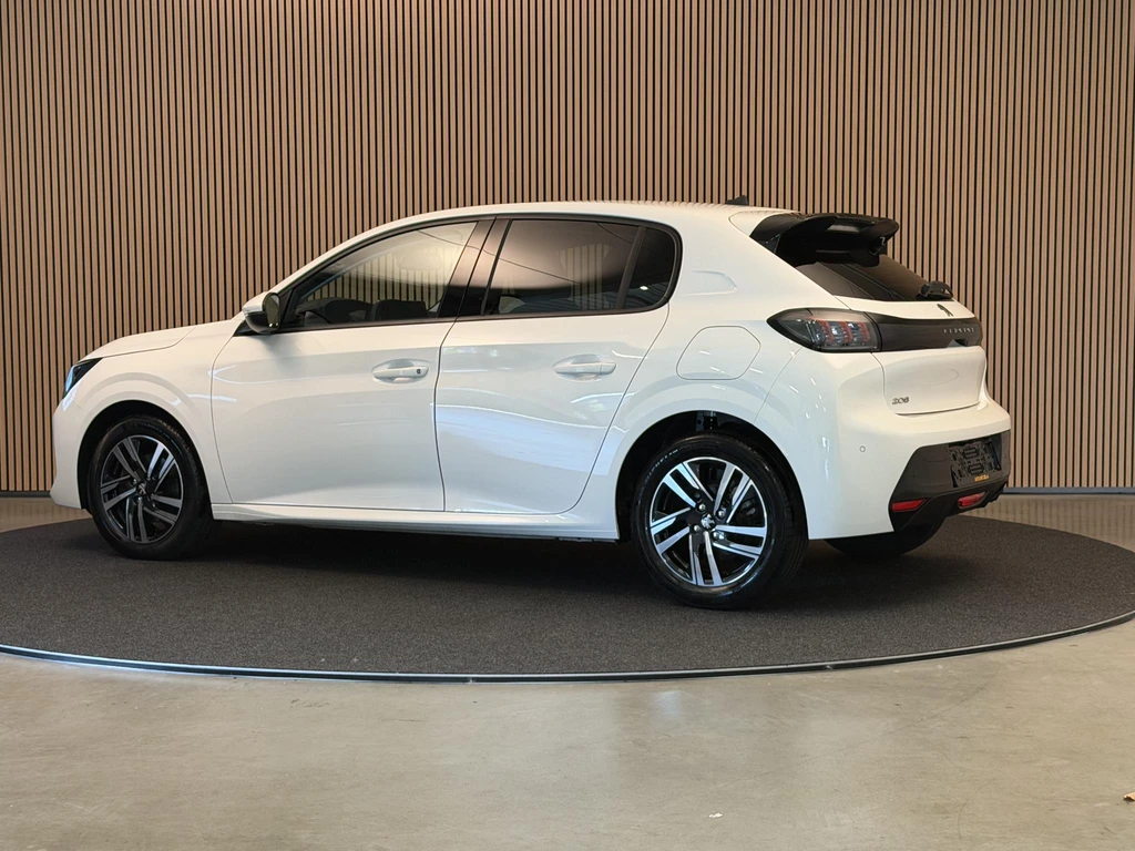 Peugeot 208 – foto 3