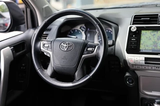 Toyota Land Cruiser – thumbnail 11