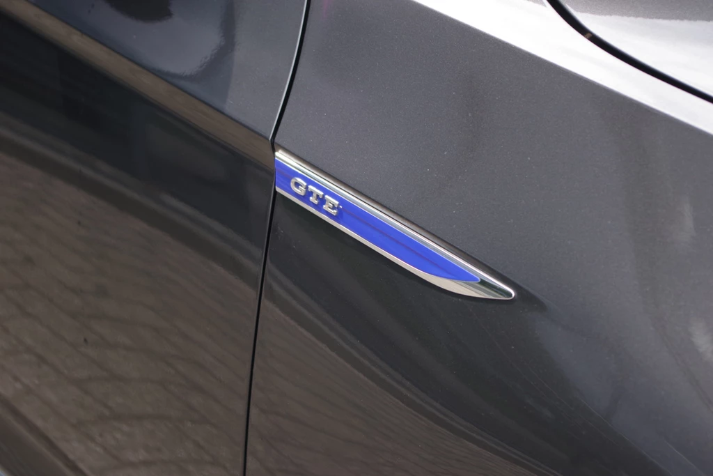 Volkswagen Passat – foto 23