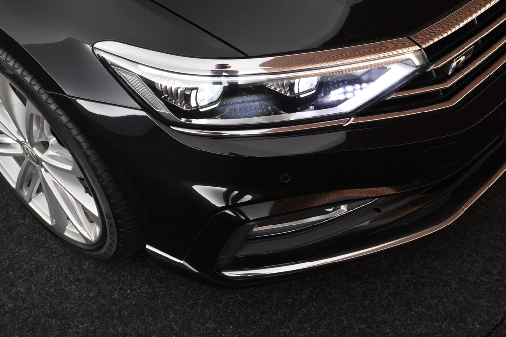 Volkswagen Passat – foto 49