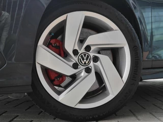 Volkswagen Golf – thumbnail 32