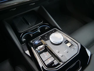 BMW i5 – thumbnail 21