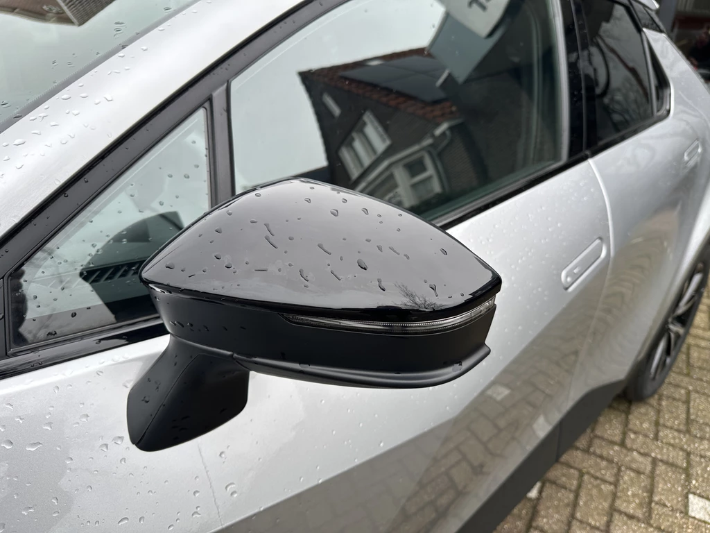 Toyota C-HR – foto 17