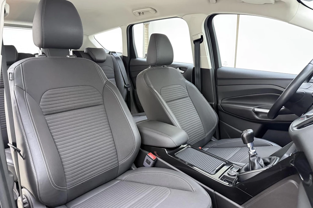Ford Kuga – foto 15