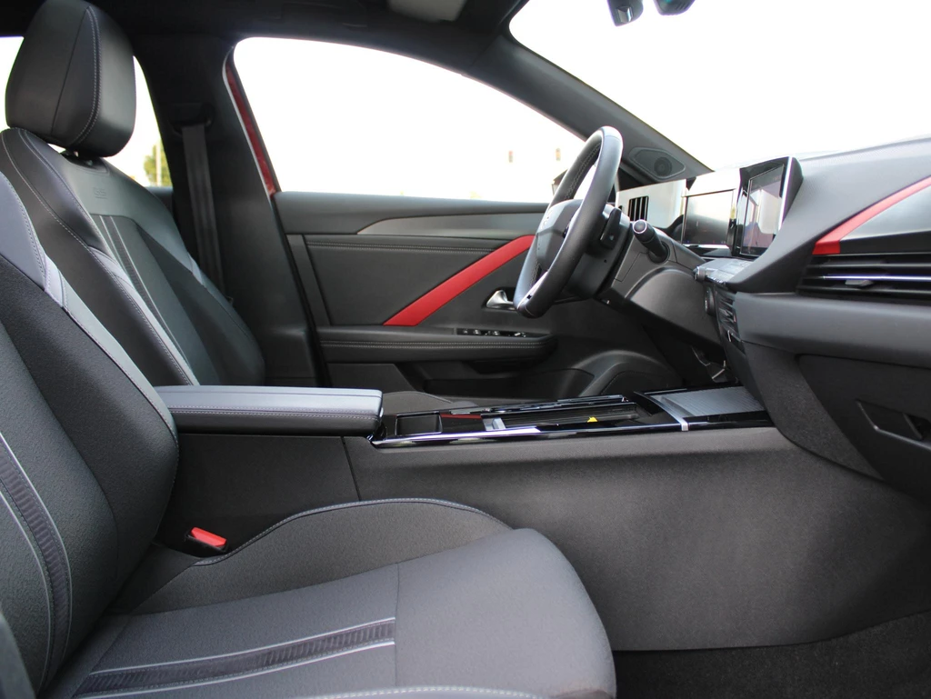 Opel Astra – foto 7