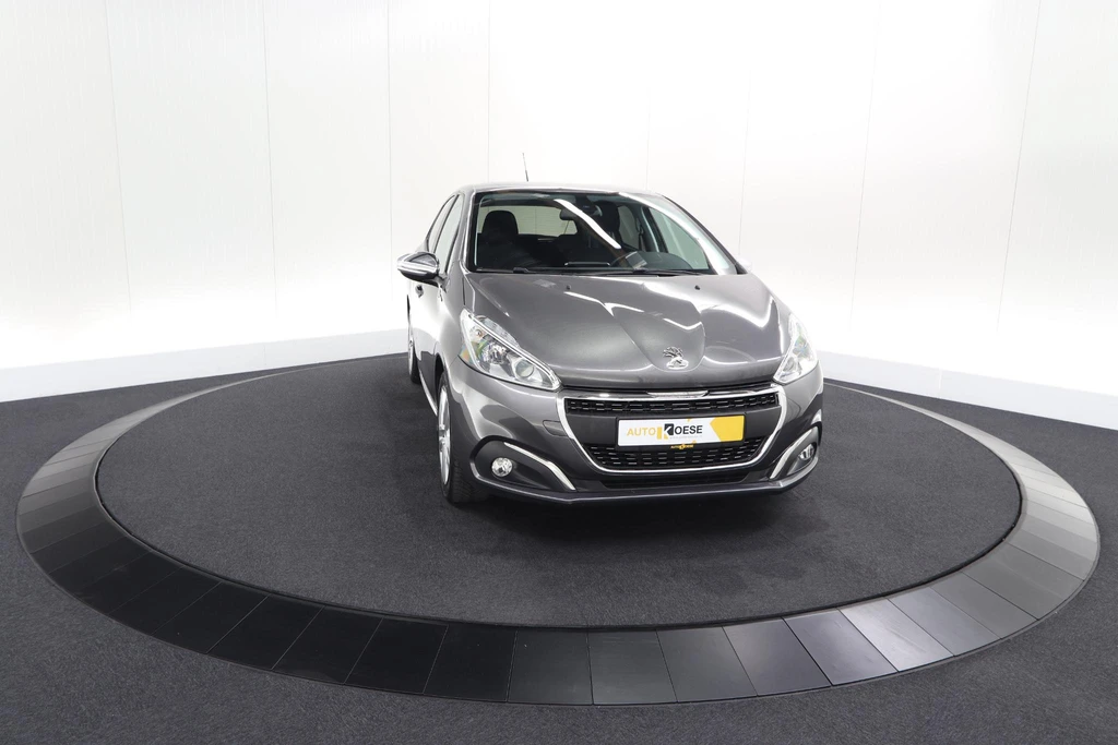 Peugeot 208 – foto 18