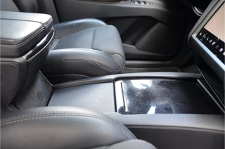 Tesla Model X – thumbnail 10