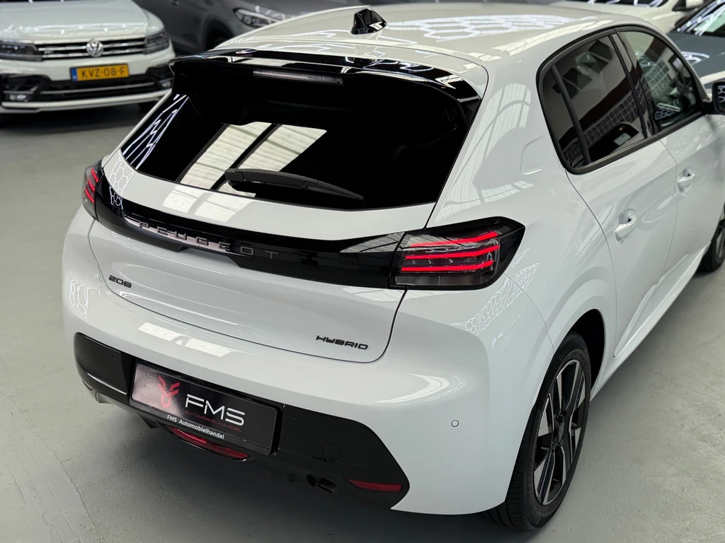 Peugeot 208 – foto 8