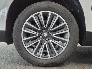 Peugeot 2008 – thumbnail 12