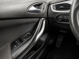 Opel Astra – thumbnail 24