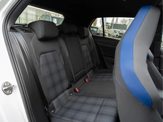 Volkswagen Golf – thumbnail 34