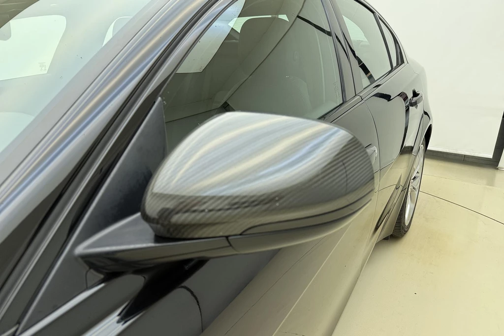 Jaguar XE – foto 21