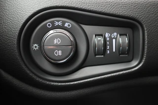Jeep Renegade – thumbnail 23