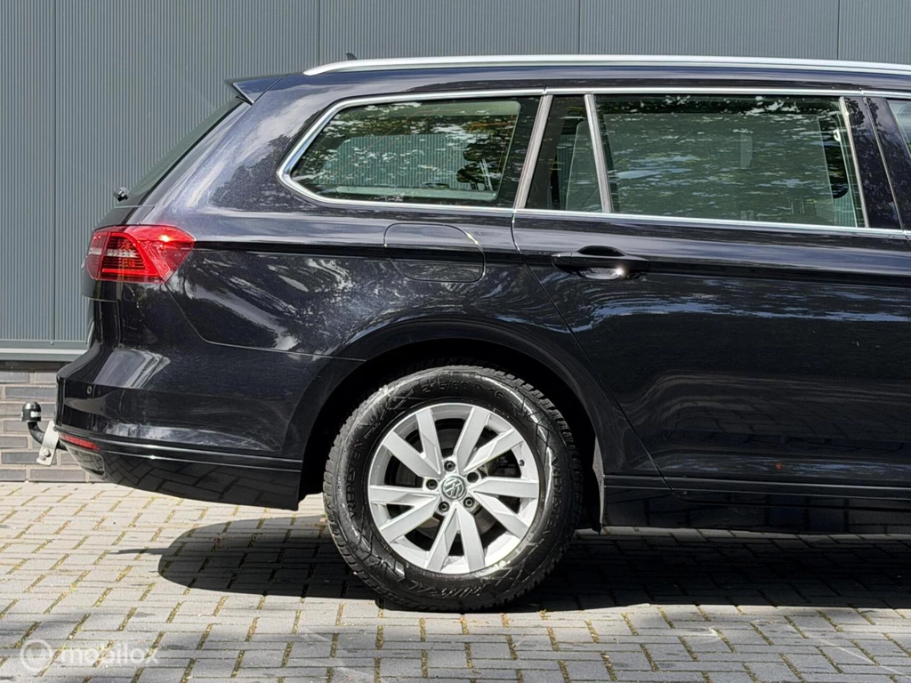 Volkswagen Passat – foto 24