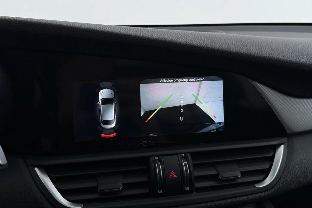 Alfa Romeo Giulia – foto 32