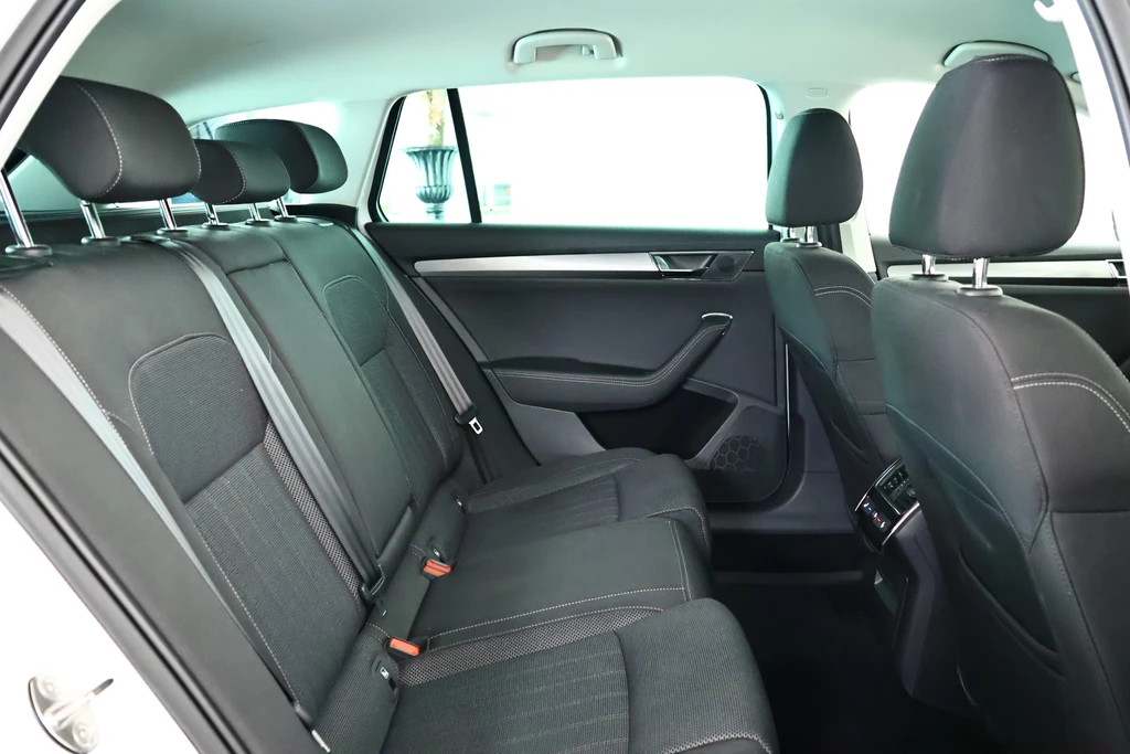 Škoda Superb – foto 16