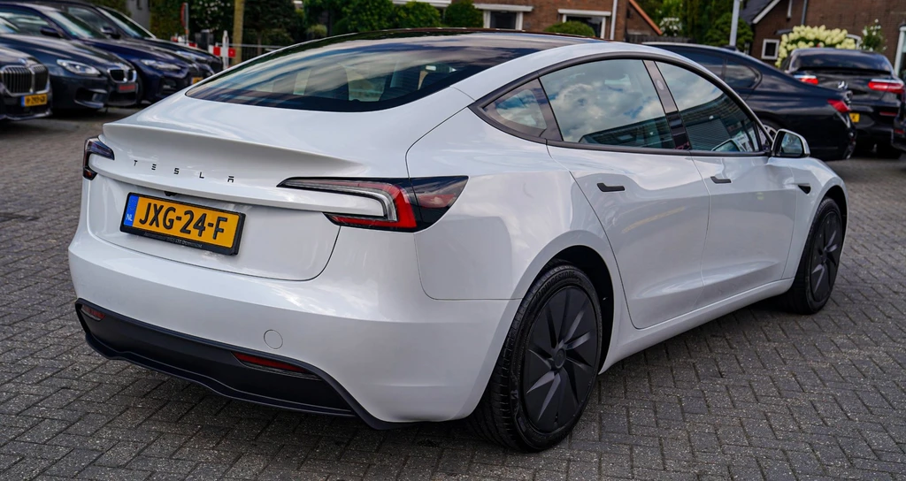 Tesla Model 3 – foto 6