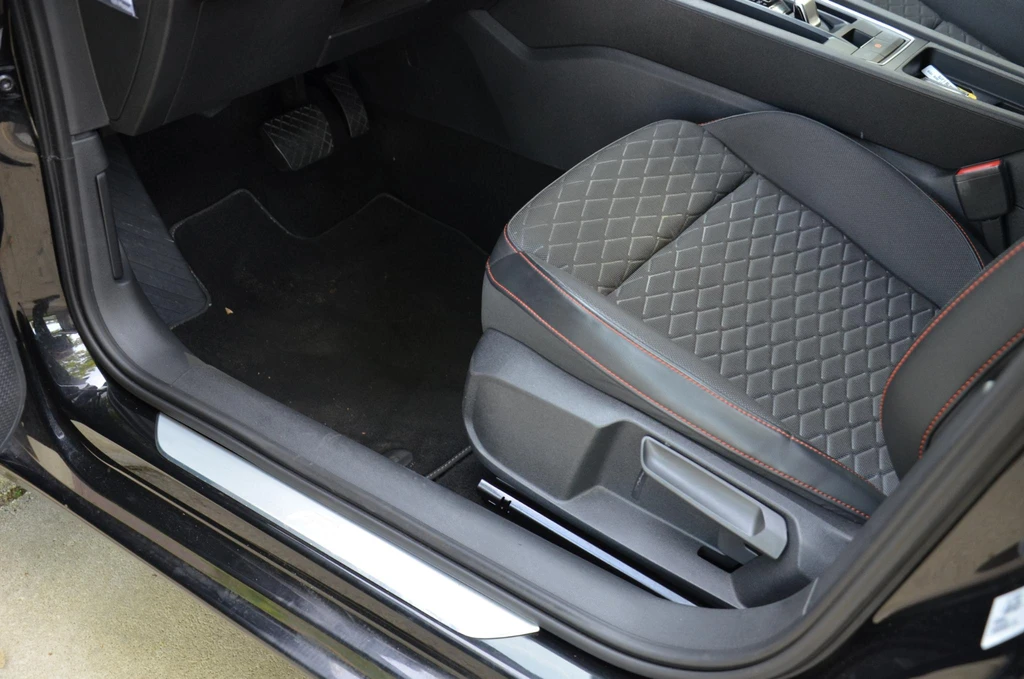 SEAT Leon – foto 49