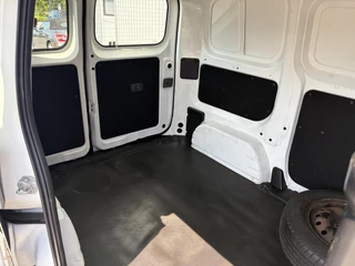 Nissan e-NV200 – thumbnail 14