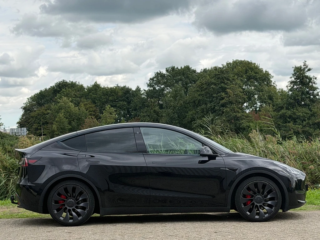 Tesla Model Y – foto 5